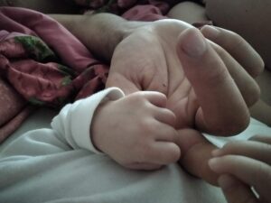 Homeopatika po porodu , homeopatická poradna Jany Trávníčkové , https://www.janatravnickova.cz/2023/03/19/pro-tehotne-homeopatika-v-tehotenstvi-i-po-porodu/